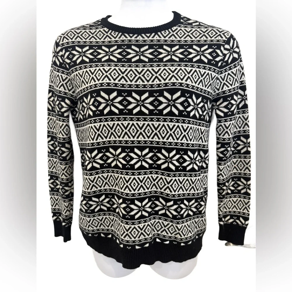 Class Club Men’s Black & White Patterned Sweater. Size 18/20